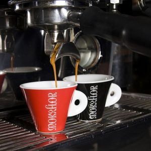N3-erogazione-su-tazzine-colorate